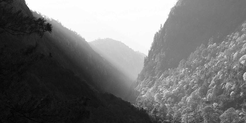 石家庄工艺品定制加工探秘：本地特色泥土、石材与纺织材料的匠心传承